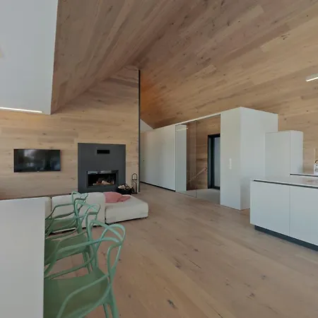 Exclusive Alpenlodge In Out Galsterberg